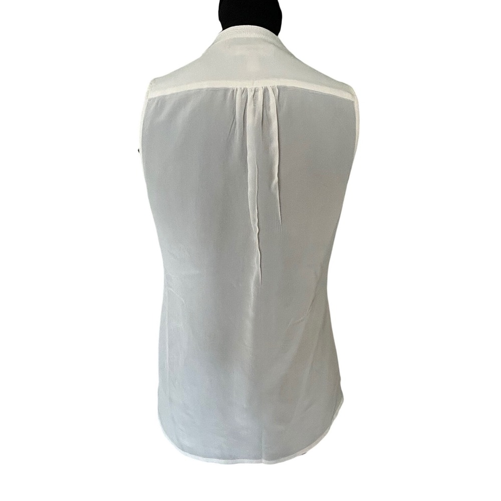 Banana Republic Silk Sleeveless Blouse XS Petite White Hidden Button Shell Top - Picture 2 of 7